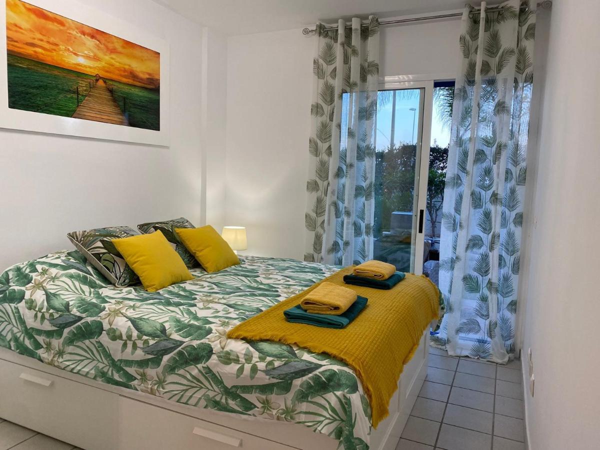 Apartment Palmas De Coco Playa Flamenca Eksteriør bilde