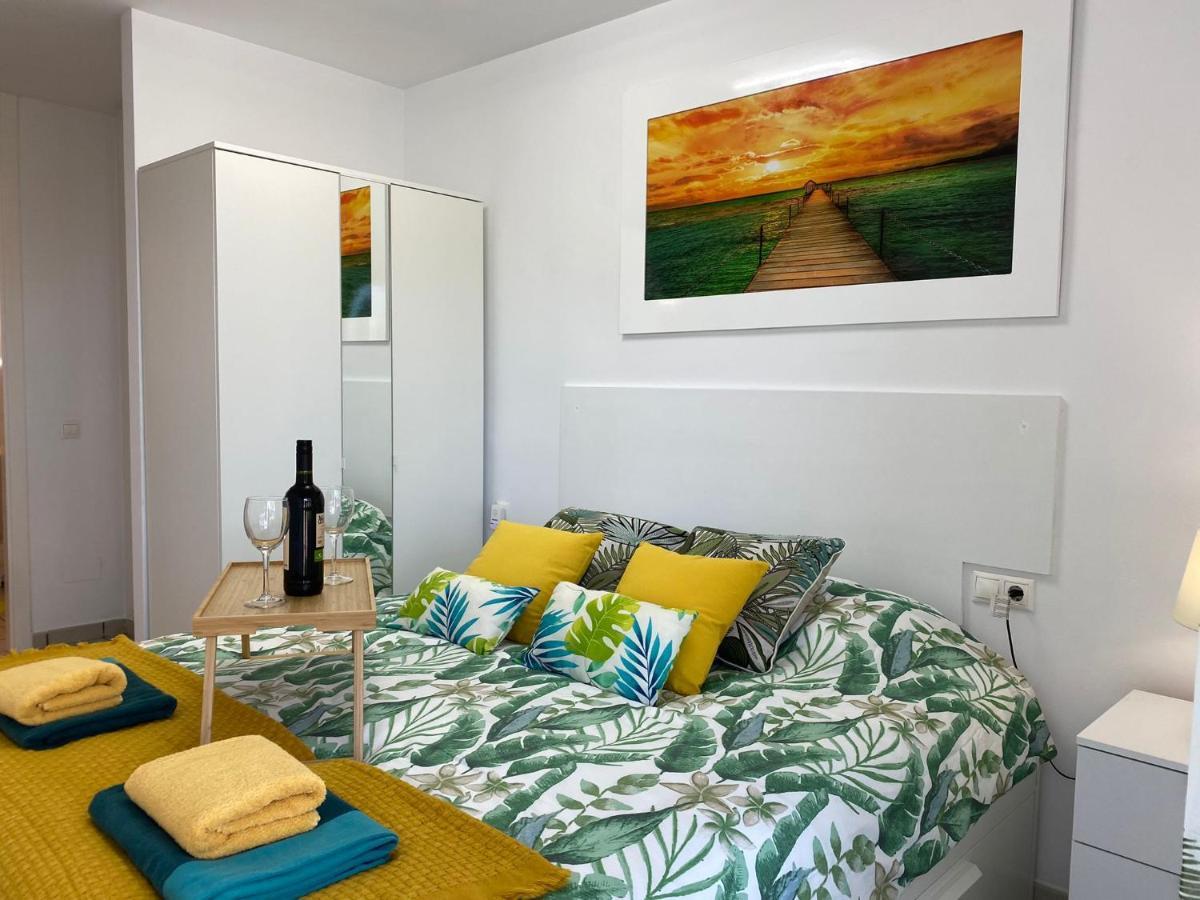 Apartment Palmas De Coco Playa Flamenca Eksteriør bilde