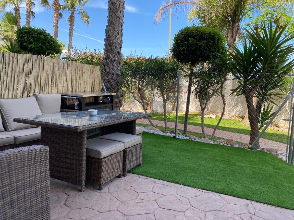 Apartment Palmas De Coco Playa Flamenca Eksteriør bilde