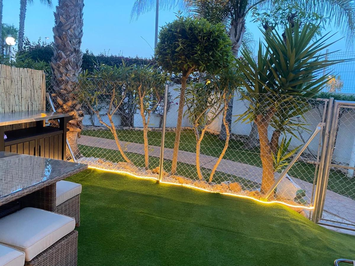 Apartment Palmas De Coco Playa Flamenca Eksteriør bilde